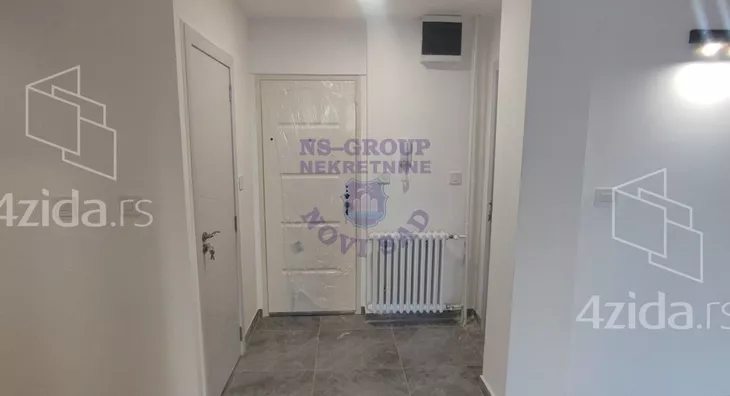Četvoroiposoban stan | 4zida