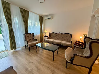 Milentija Popovića bb | 4zida.rs