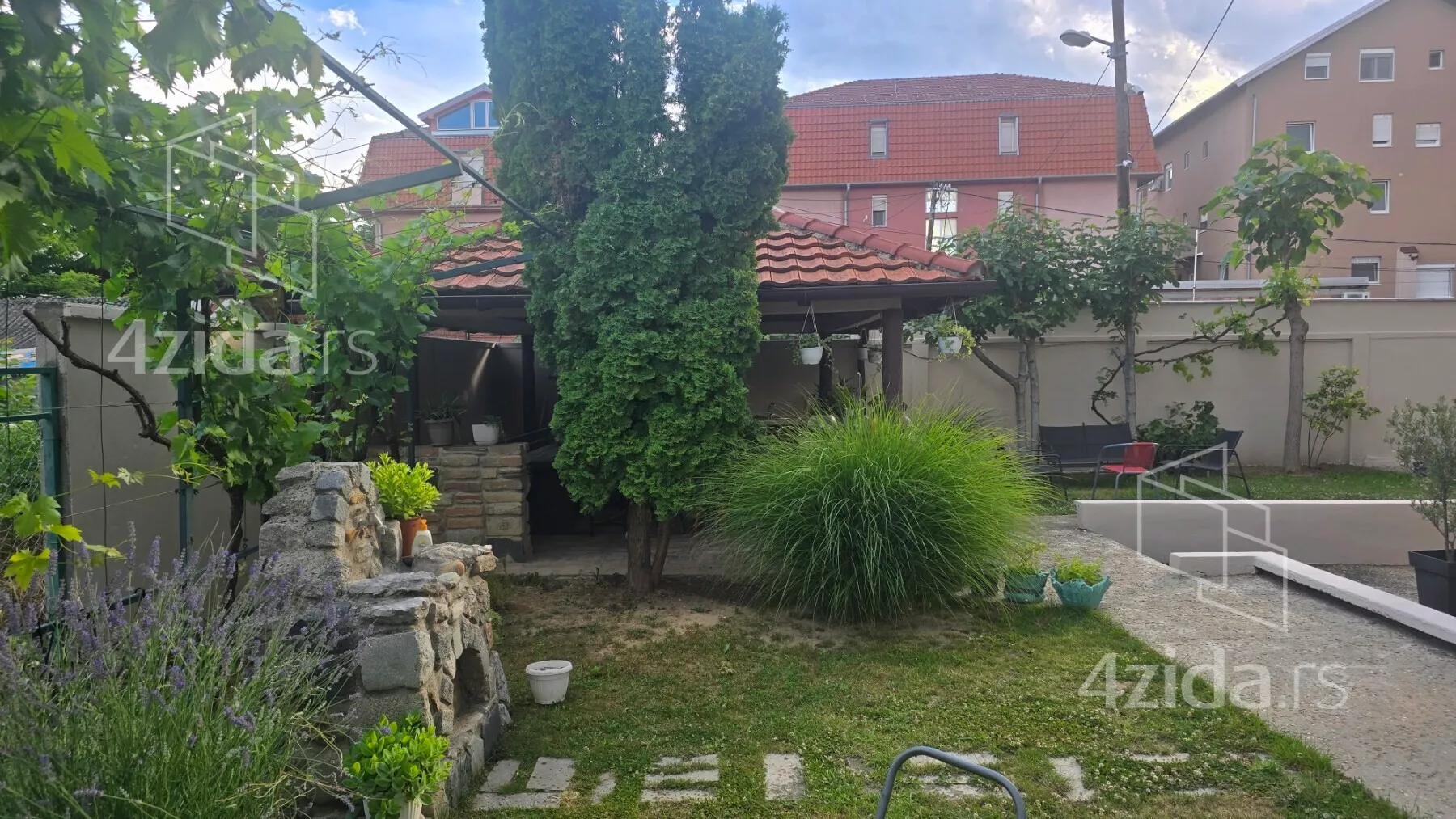 5-etažna kuća | 4zida