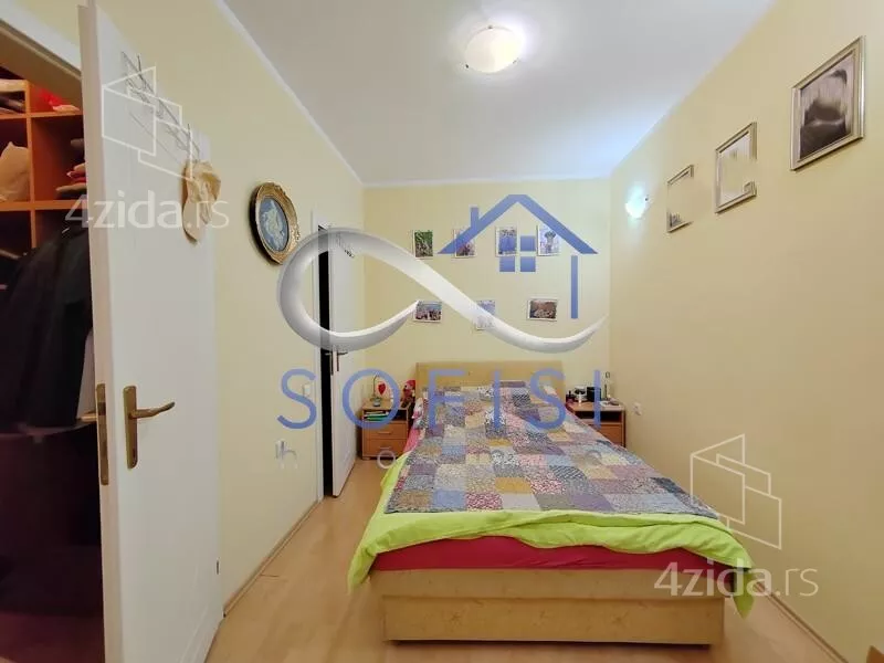 Četvoroiposoban stan | 4zida