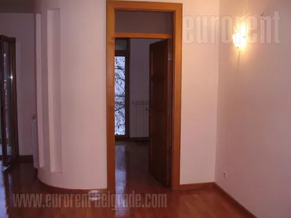 CENTAR | 4zida.rs