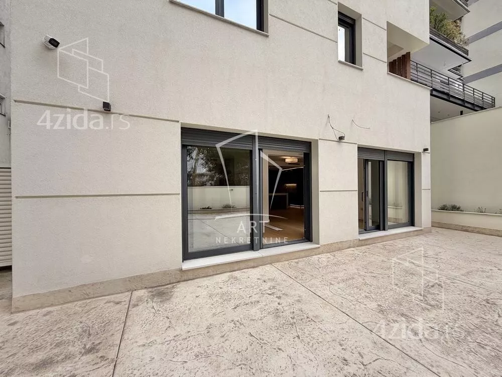 Poslovni prostor | 4zida