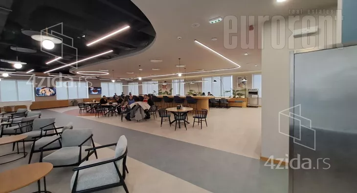 Poslovni prostor | 4zida