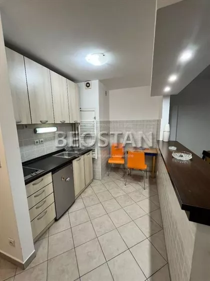 Otona Zupancica | 4zida.rs