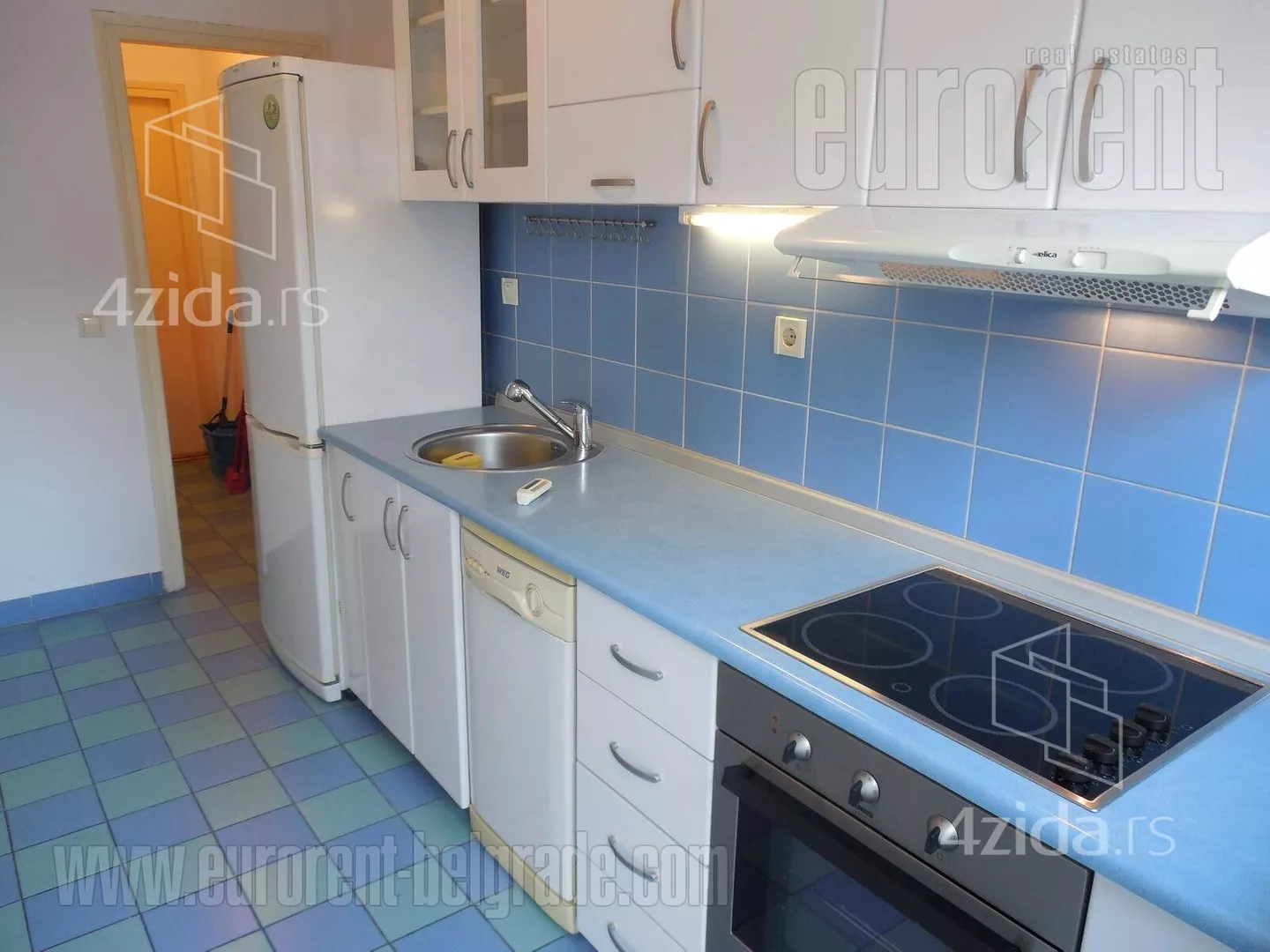 Petosoban stan | 4zida