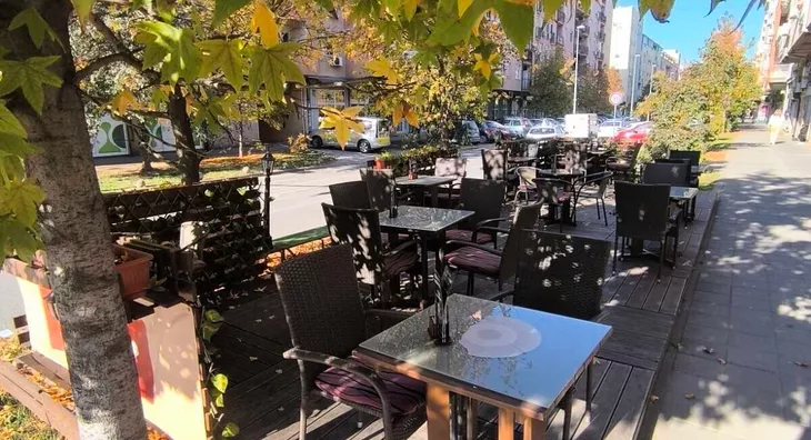 Ugostiteljski objekat | 4zida