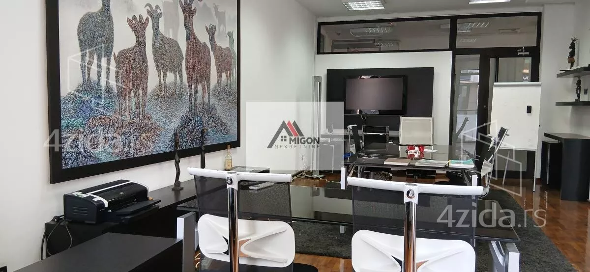 Poslovni prostor | 4zida