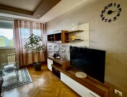 Narodnih Heroja | 4zida.rs