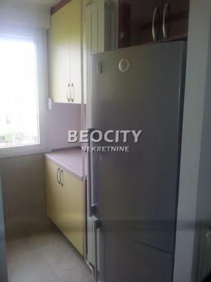 Balzakova | 4zida.rs