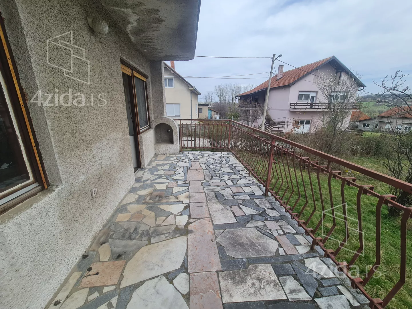 3-etažna kuća | 4zida