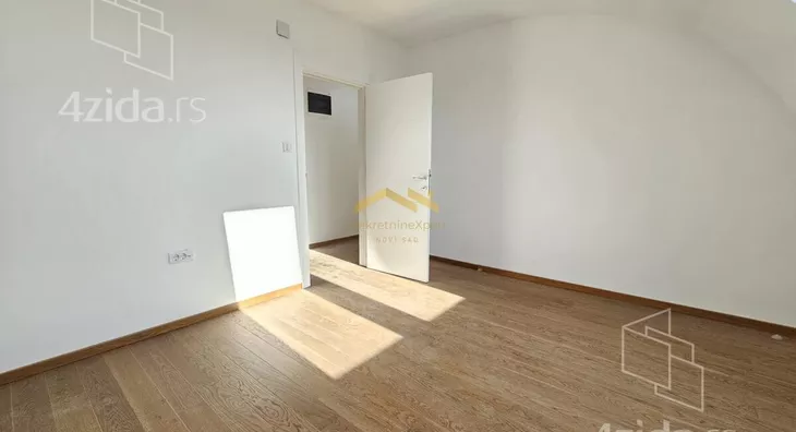 Šestosoban stan | 4zida