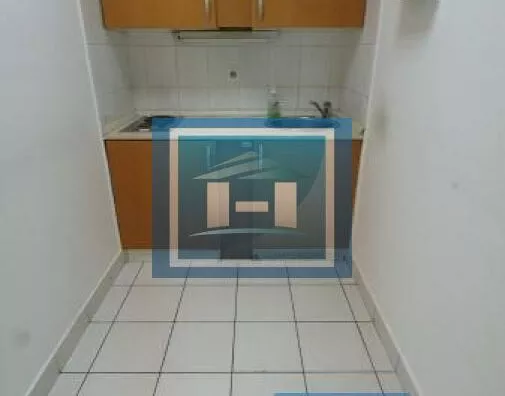 Lokal | 4zida