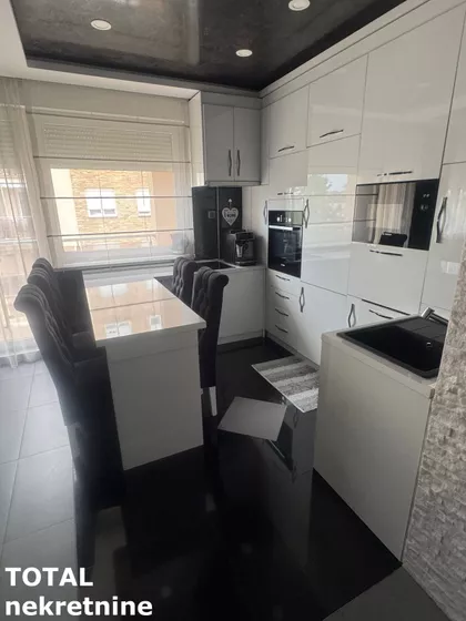 Podbara | 4zida.rs