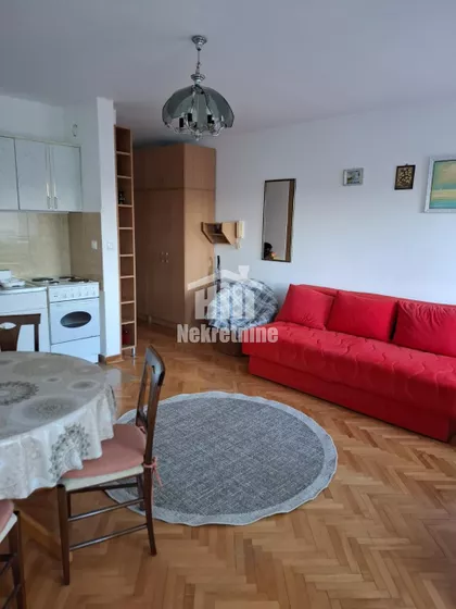 Petra Jovanovića | 4zida.rs
