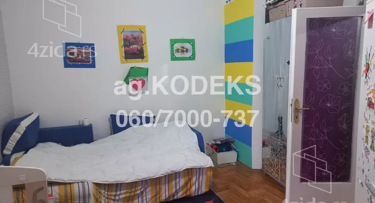 Troiposoban stan | 4zida