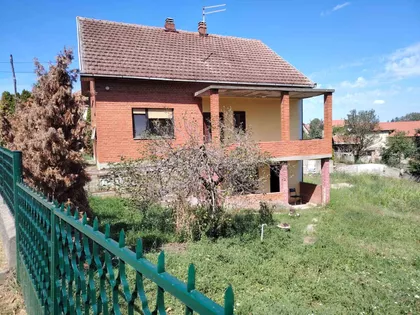 Branka Radičevića 20 | 4zida.rs