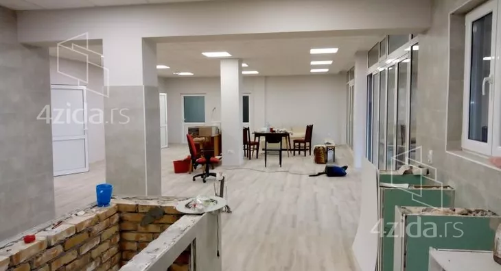 Poslovni prostor | 4zida