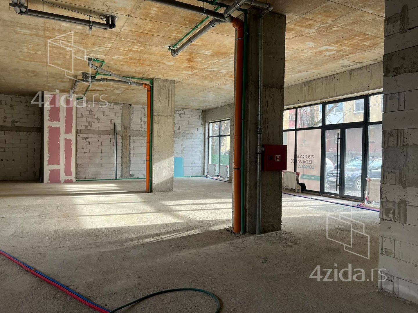 Продажа коммерческих помещений, Orlovića Pavla 38A, 1€, 292m² — фото