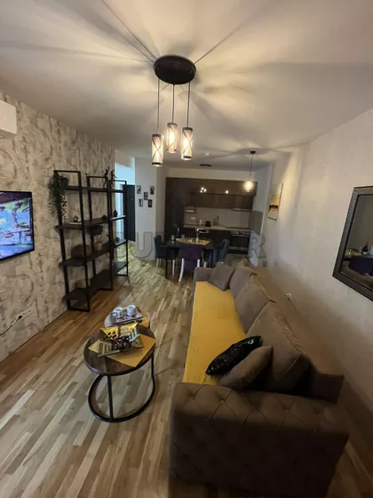 Prvomajska | 4zida.rs