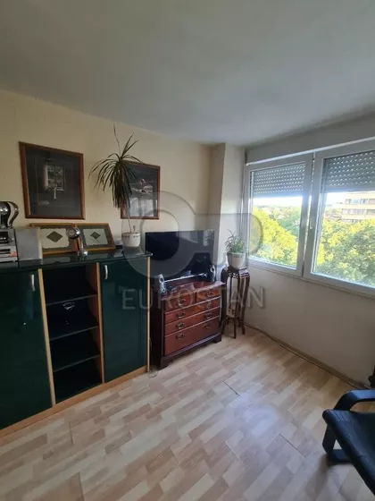 Ustanička | 4zida.rs