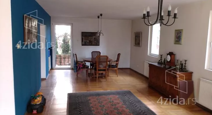 Kuća | 4zida