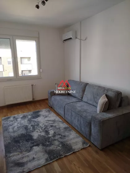 Gorana Jojića | 4zida.rs