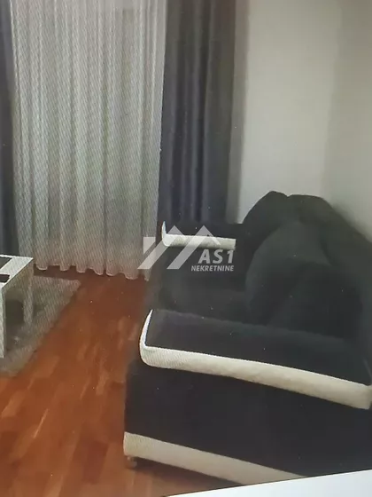 Heroja Pinkija | 4zida.rs