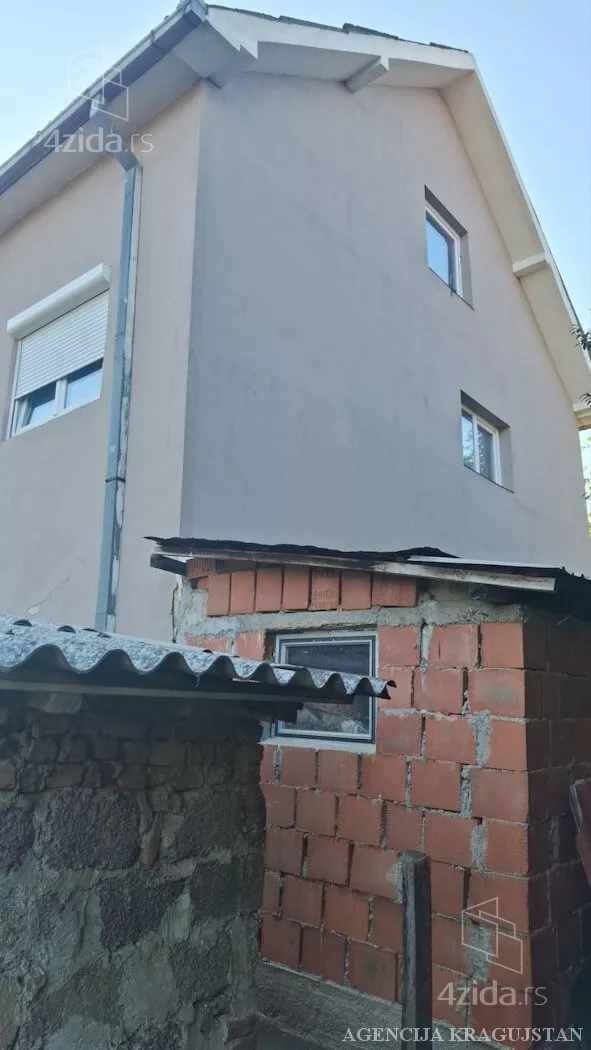 2-etažna kuća | 4zida