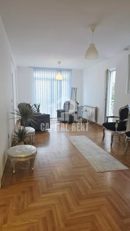 Senjačka | 4zida.rs