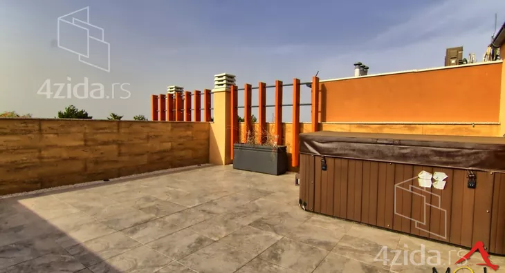 Petosoban stan | 4zida