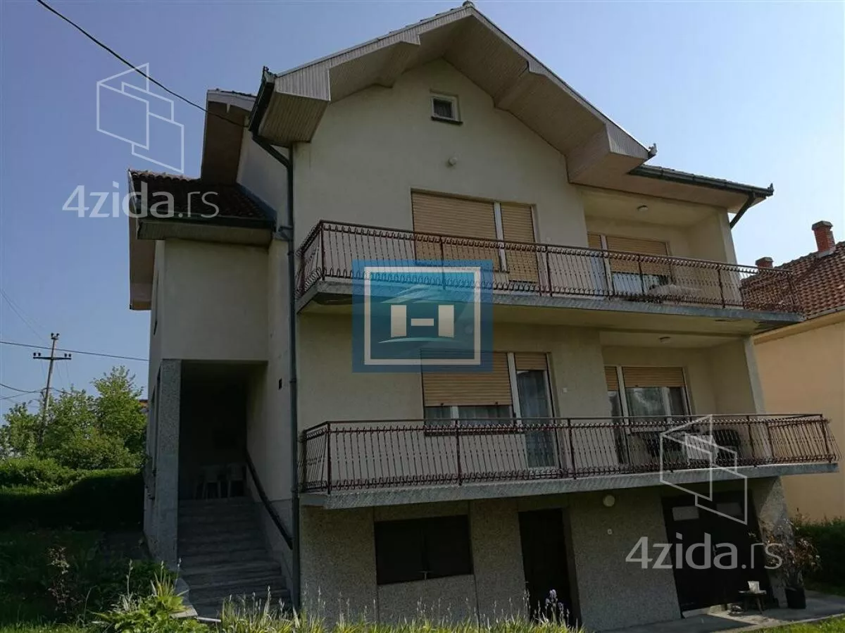 Kuća | 4zida