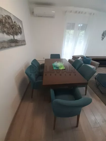 Vardarska | 4zida.rs