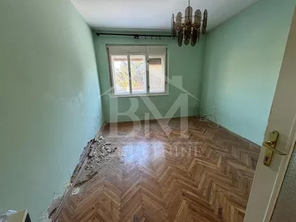 Mali Radanovac | 4zida.rs