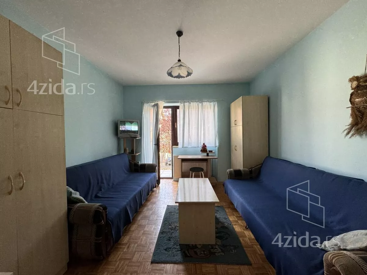 Garsonjera | 4zida