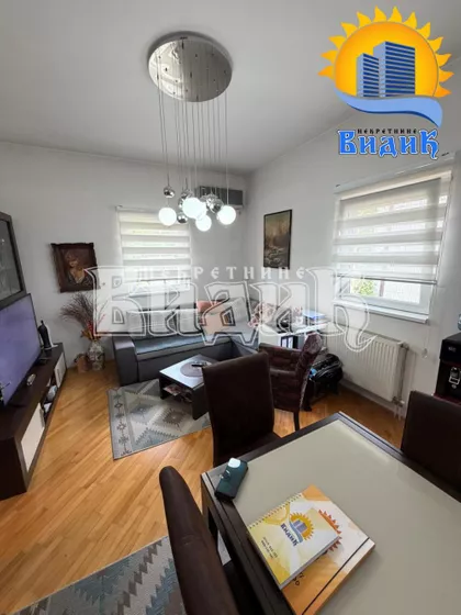 Kneževačka | 4zida.rs