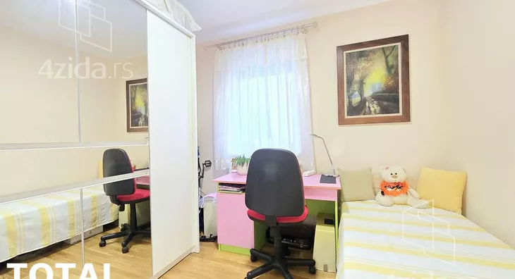 Četvorosoban stan | 4zida