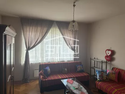 Svetosavska | 4zida.rs