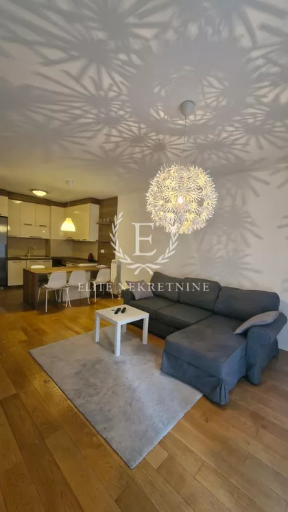 Tašmajdan | 4zida.rs