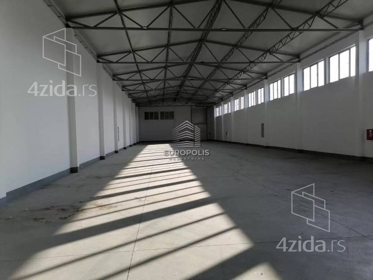 Poslovni prostor | 4zida