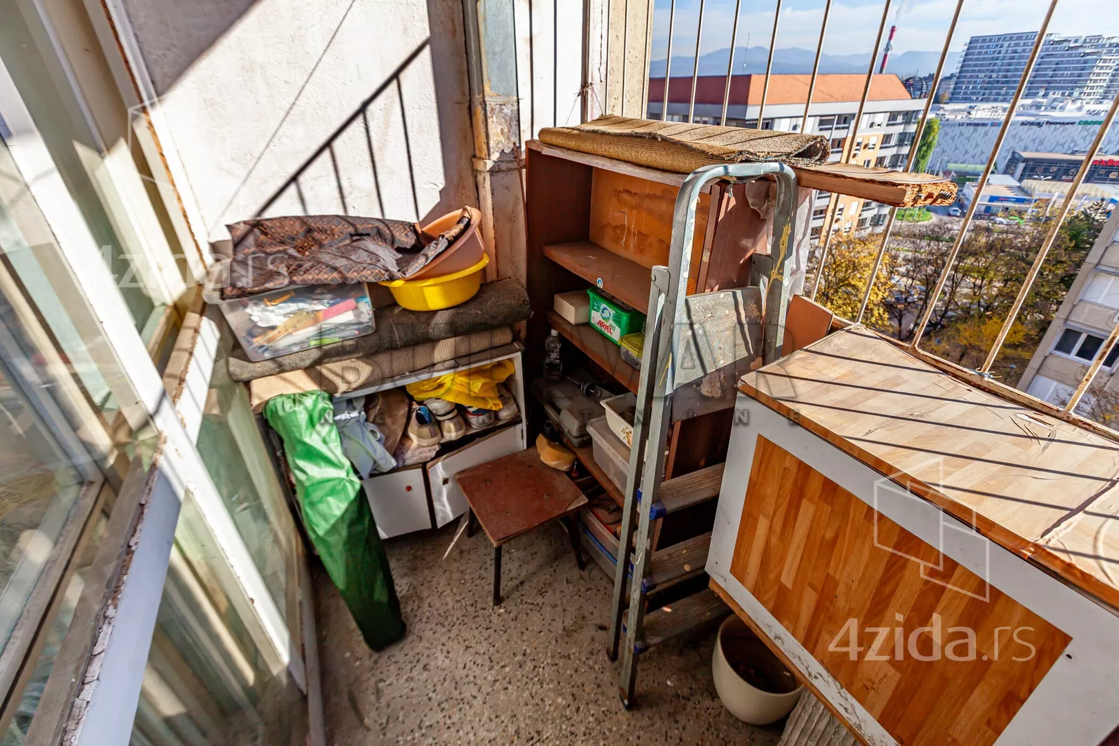 Troiposoban stan | 4zida