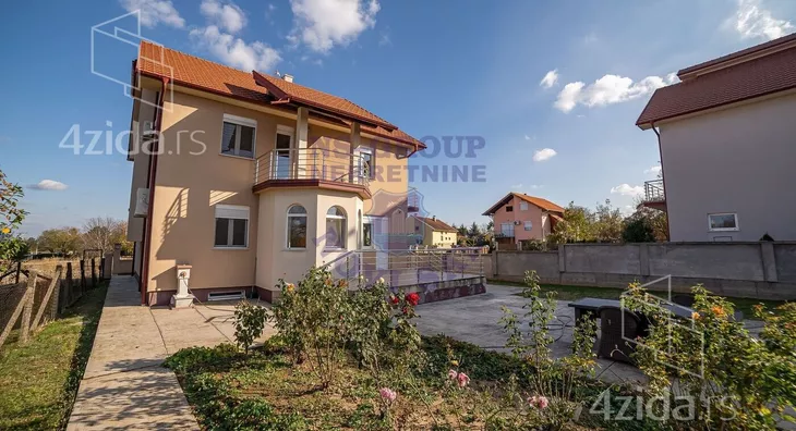 4-etažna kuća | 4zida