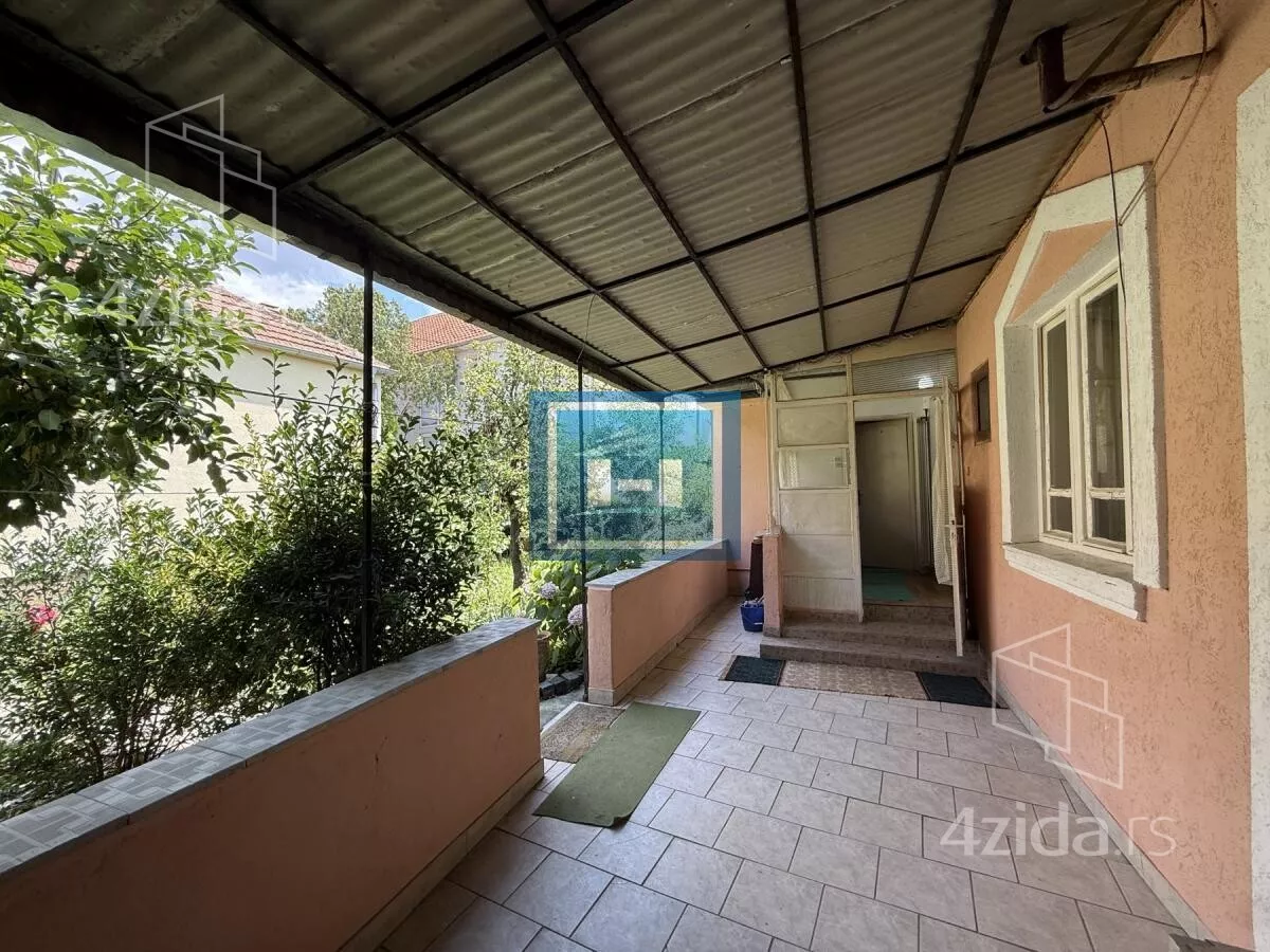 Kuća | 4zida
