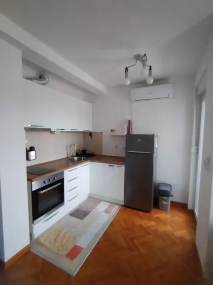 Mila Jelenkovića | 4zida.rs