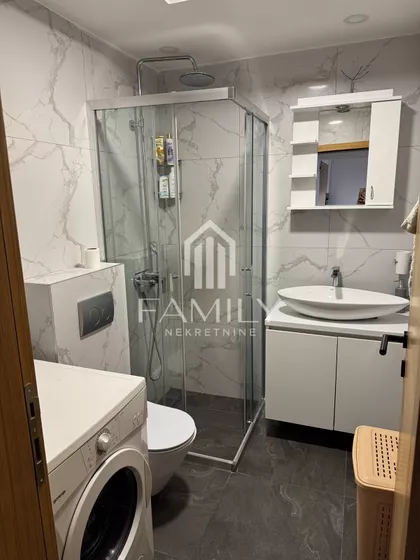 Novo Naselje | 4zida.rs