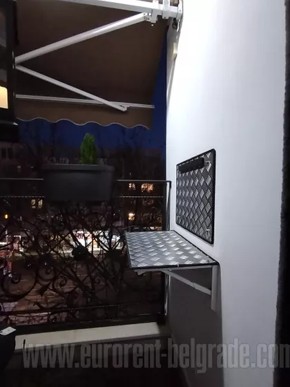 CRVENI KRST | 4zida.rs