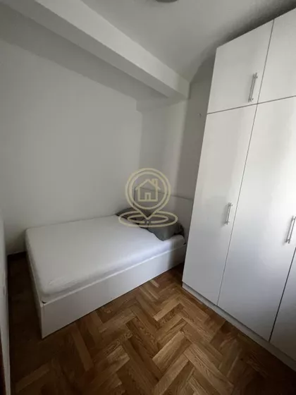 Krunski Venac | 4zida.rs