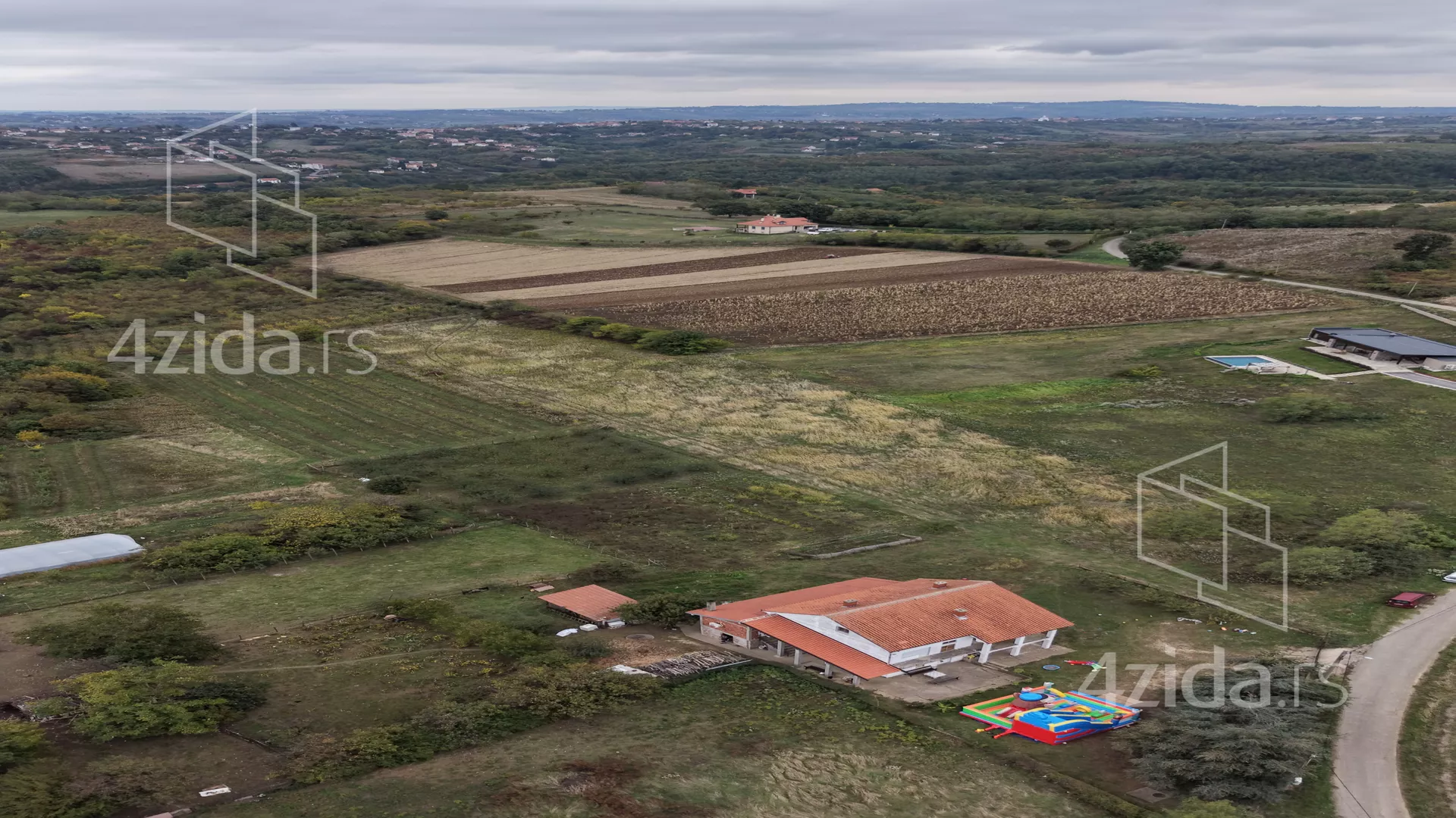 Građevinsko zemljište | 4zida