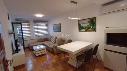 Filozofski Fakultet | 4zida.rs