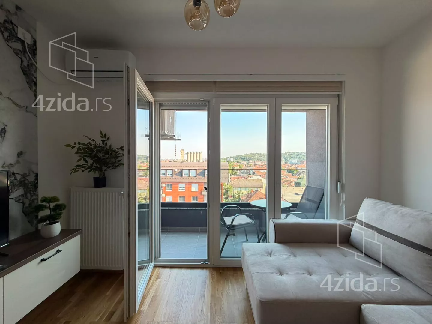 Garsonjera | 4zida