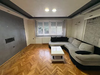 Karađorđev Trg | 4zida.rs
